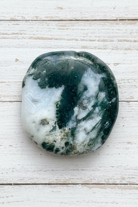 Moss Agate Palmstone 33 grams MAP3