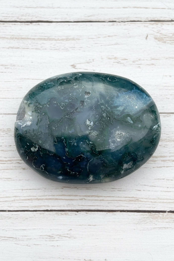 Moss Agate Palmstone 98 grams MAP08