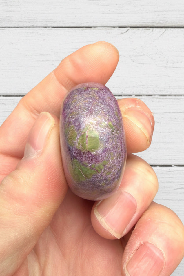 Atlantisite Stichtite Palmstone 62 grams AP11