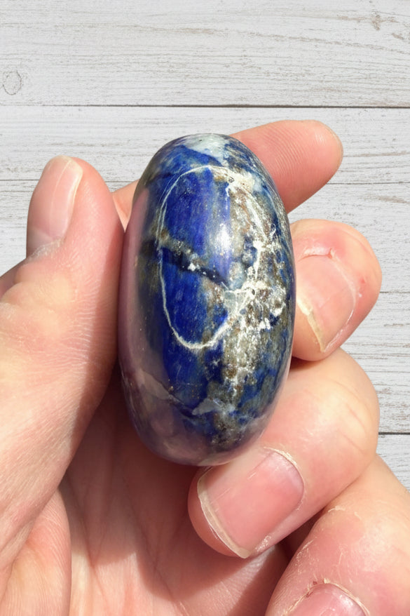 Lapis Lazuli Palmstone 133 grams LP02