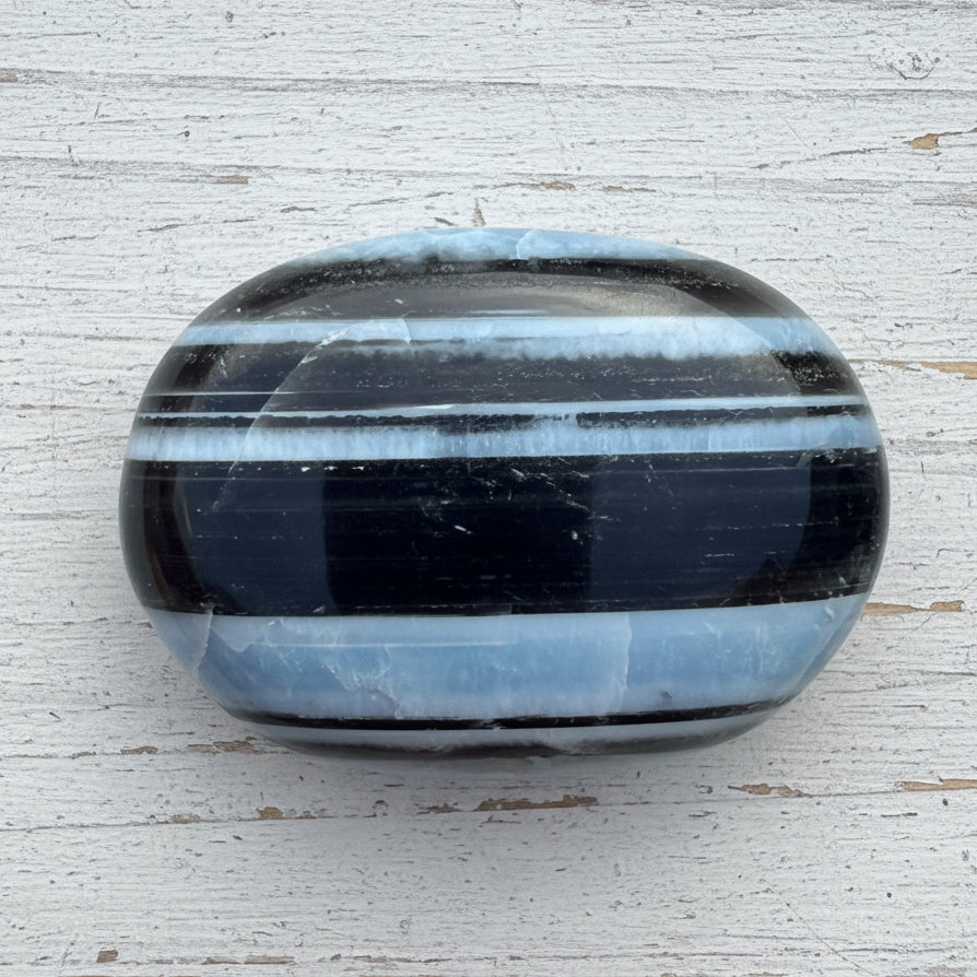 Owyhee Blue Opal Palmstone 83 grams BOP04