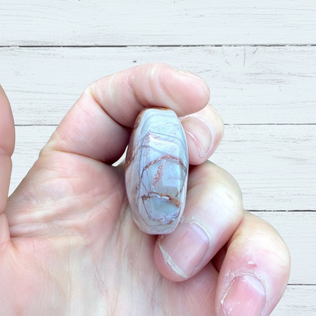 Mexican Amethyst Lace Agate Palmstone 52 grams ALAP06
