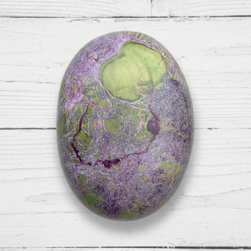 Atlantisite Stichtite Palmstone 62 grams AP11