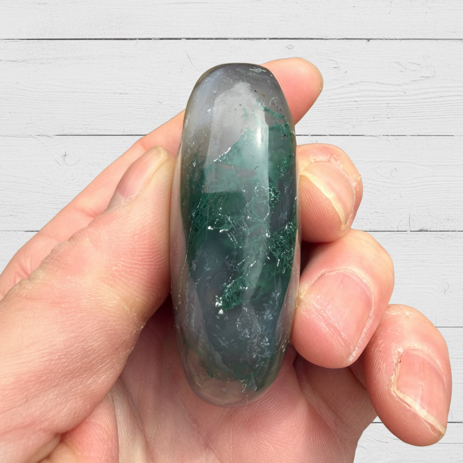 Moss Agate Palmstone 112 grams MAP01