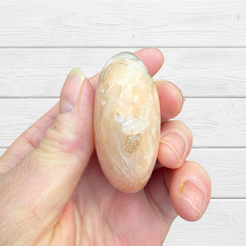 Stilbite Crystal Heart with Green Heulandite 100 grams AH01