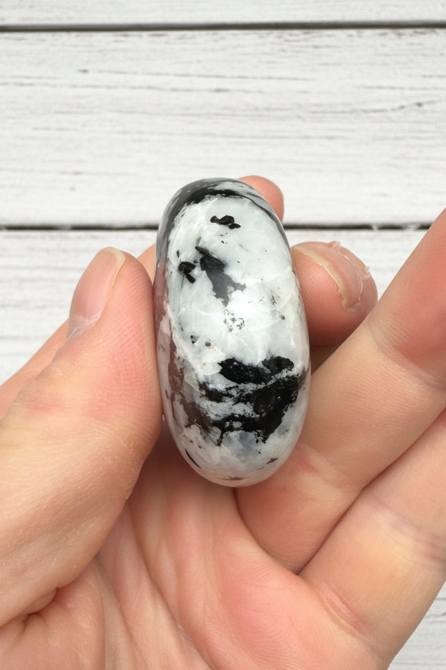 Rainbow Moonstone Palmstone 101 grams RMP10