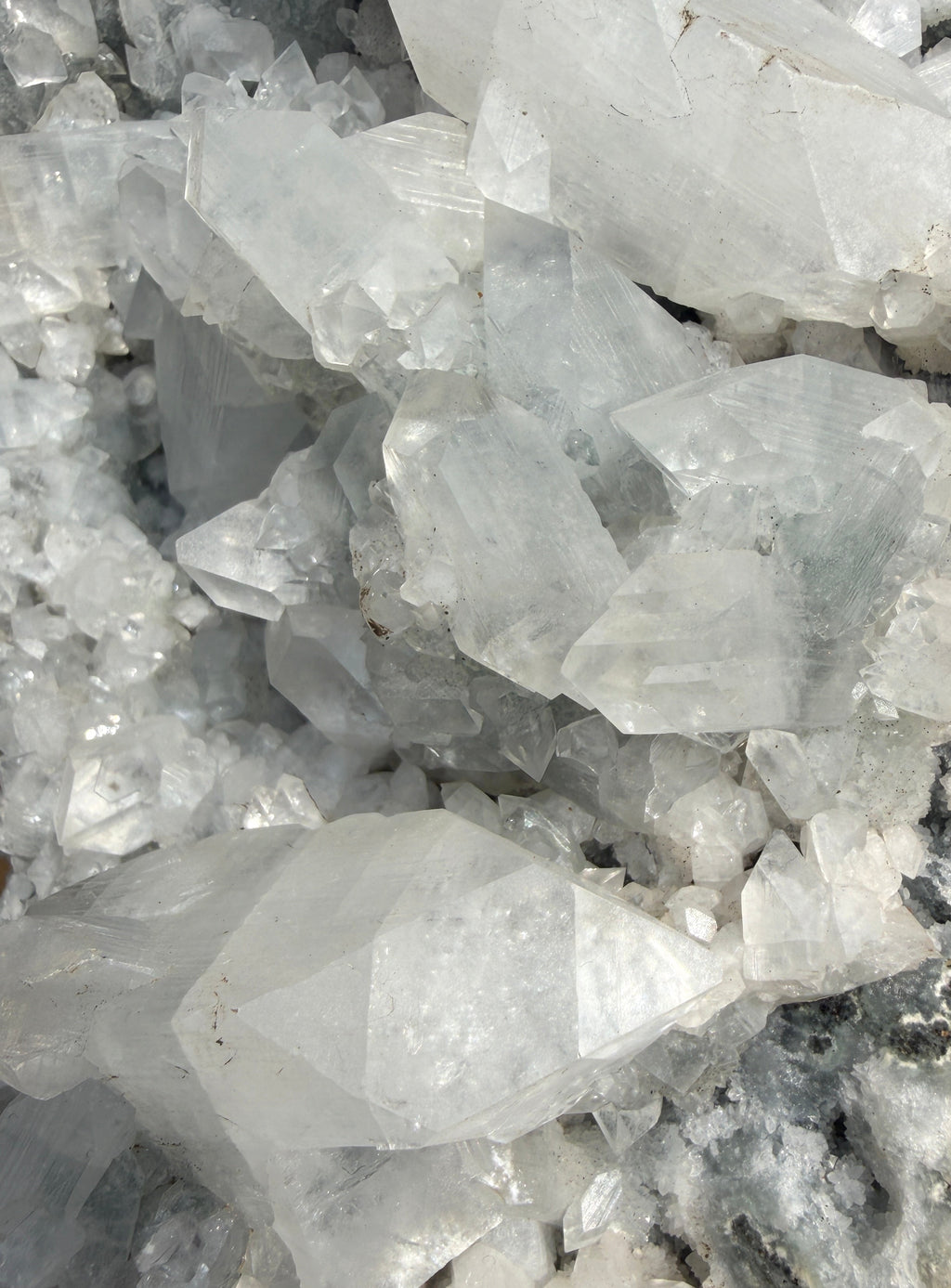 Apophyllite, Calcite & Chalcedony Zeolite Standing Statement Piece 5KG