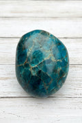Blue Apatite Palmstone 78 grams NBAP11