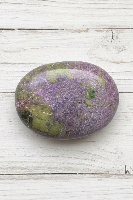 Atlantisite Stichtite Palmstone 62 grams AP11
