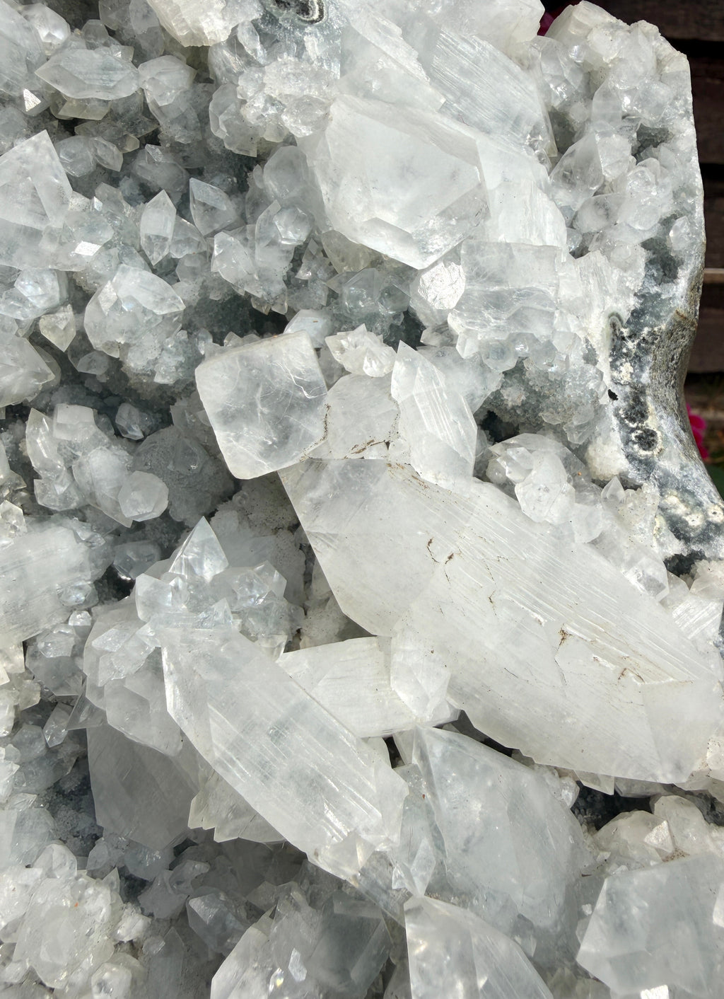 Apophyllite, Calcite & Chalcedony Zeolite Standing Statement Piece 5KG
