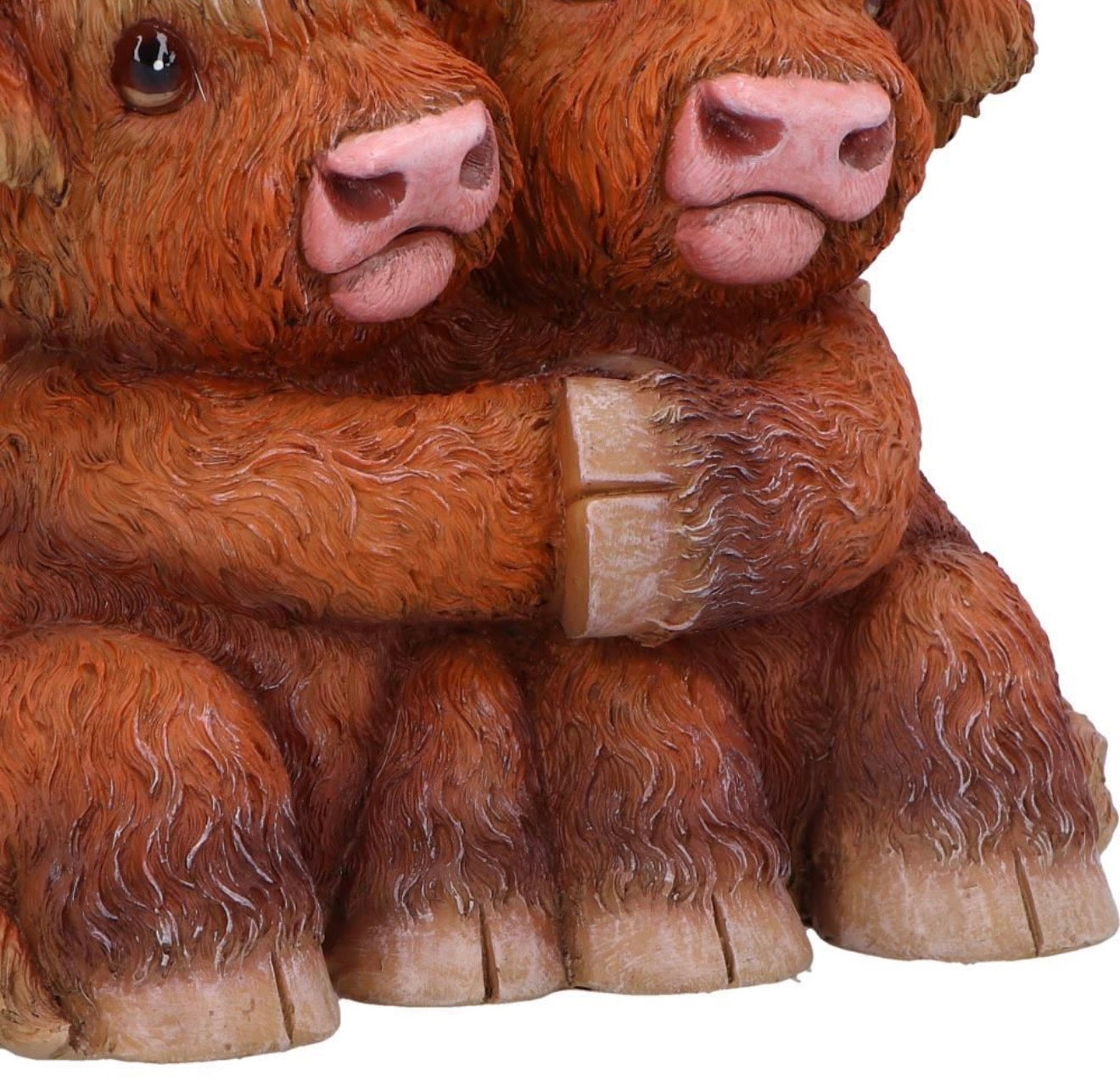 Highland Hug Highland Cow Ornament 14.5cm