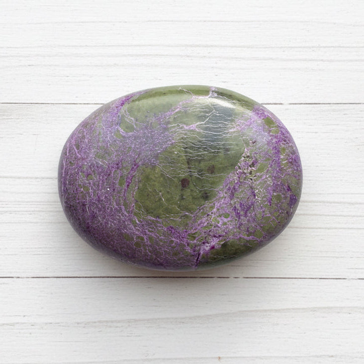 Atlantisite Stichtite Palmstone 90 grams AP05