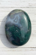 Moss Agate Palmstone 124 grams MAP02