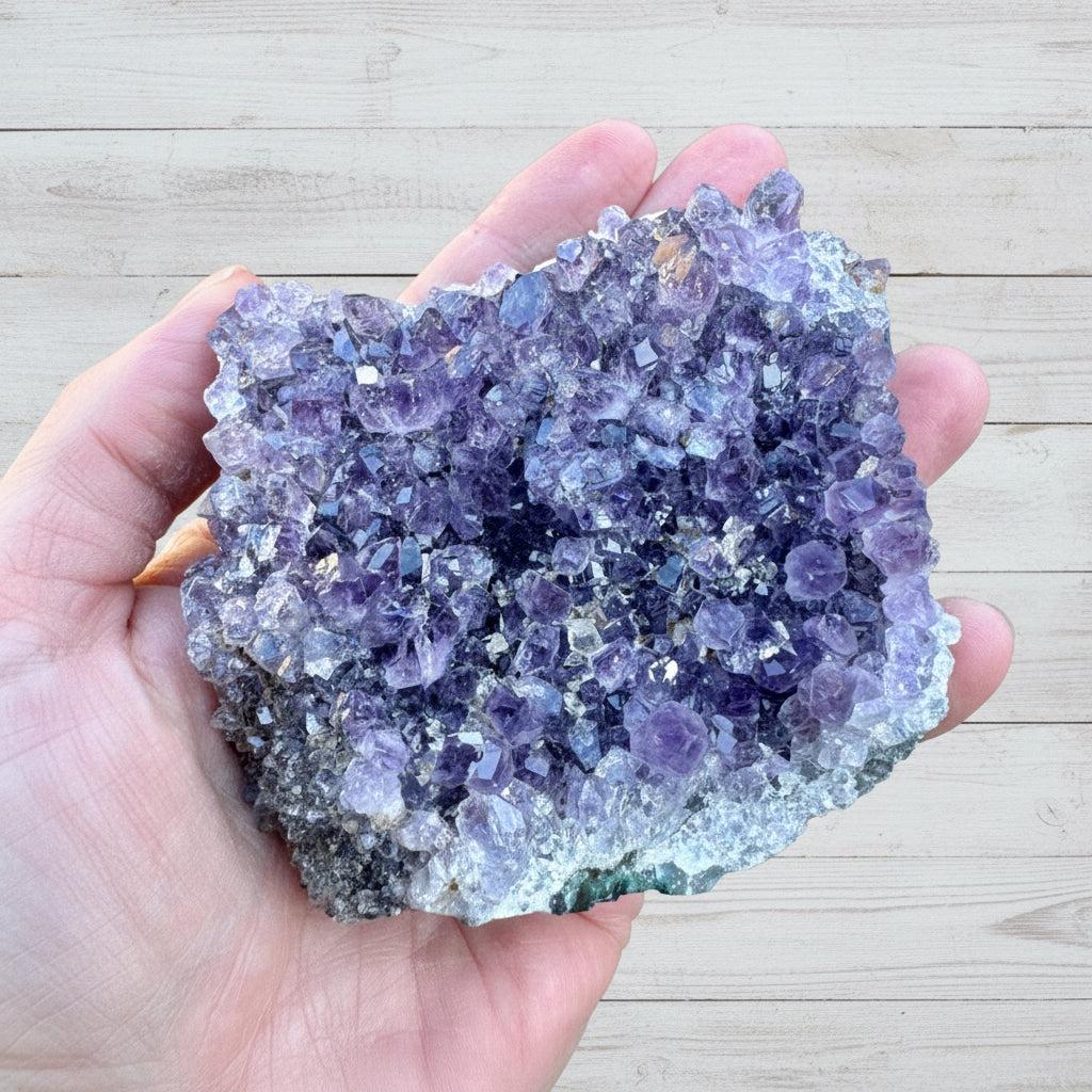 Amethyst Cluster Bed 357 grams AMSG05