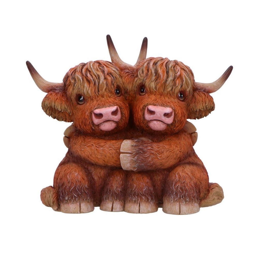 Highland Hug Highland Cow Ornament 14.5cm