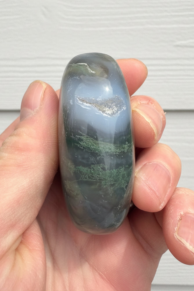 Moss Agate Palmstone 124 grams MAP02