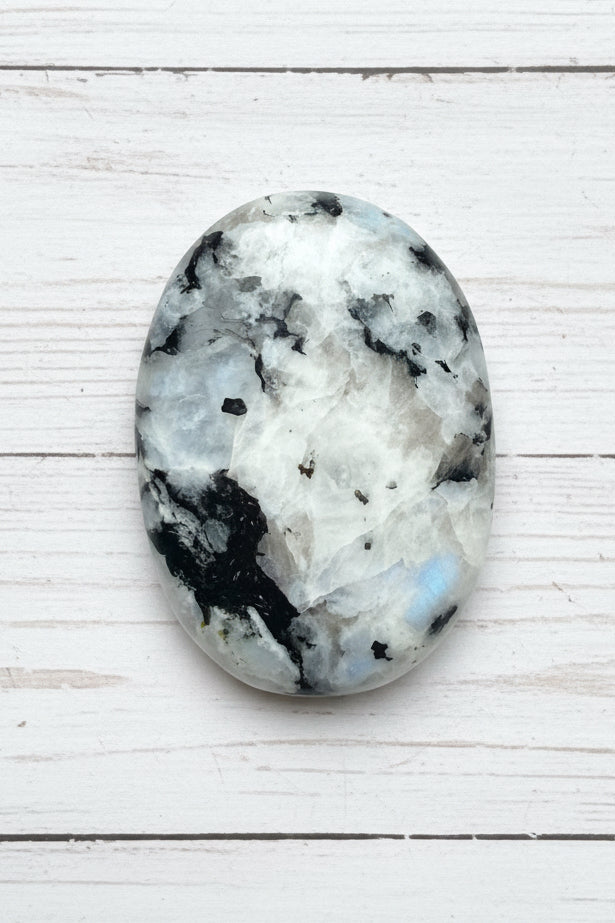 Rainbow Moonstone Palmstone 101 grams RMP10