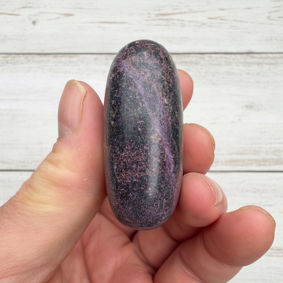 Stichtite Heart Crystal 81 grams AH11