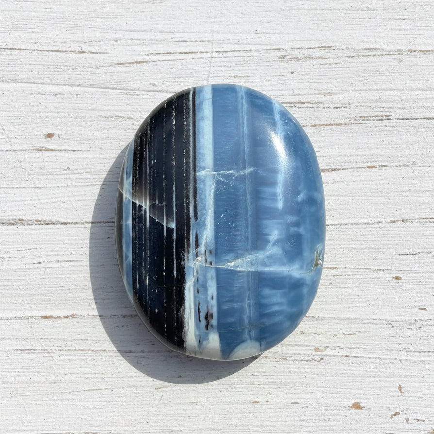Owyhee Blue Opal Palmstone 74 grams BOP09