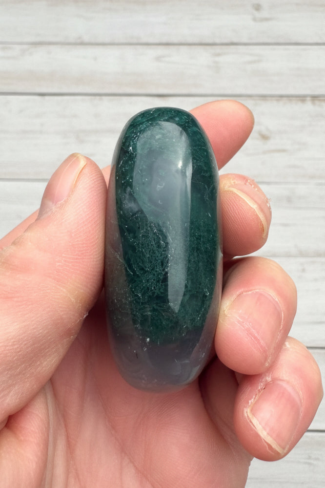 Moss Agate Palmstone 109 gram MAP06