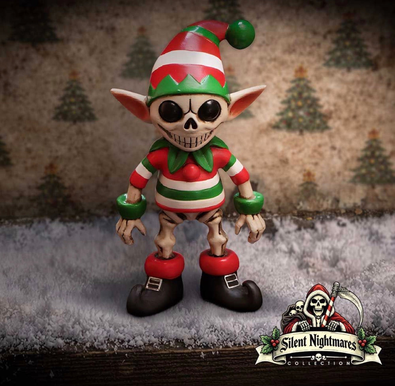 Silent Nightmares: Jingles Skeleton Elf Christmas Ornament 10.5cm