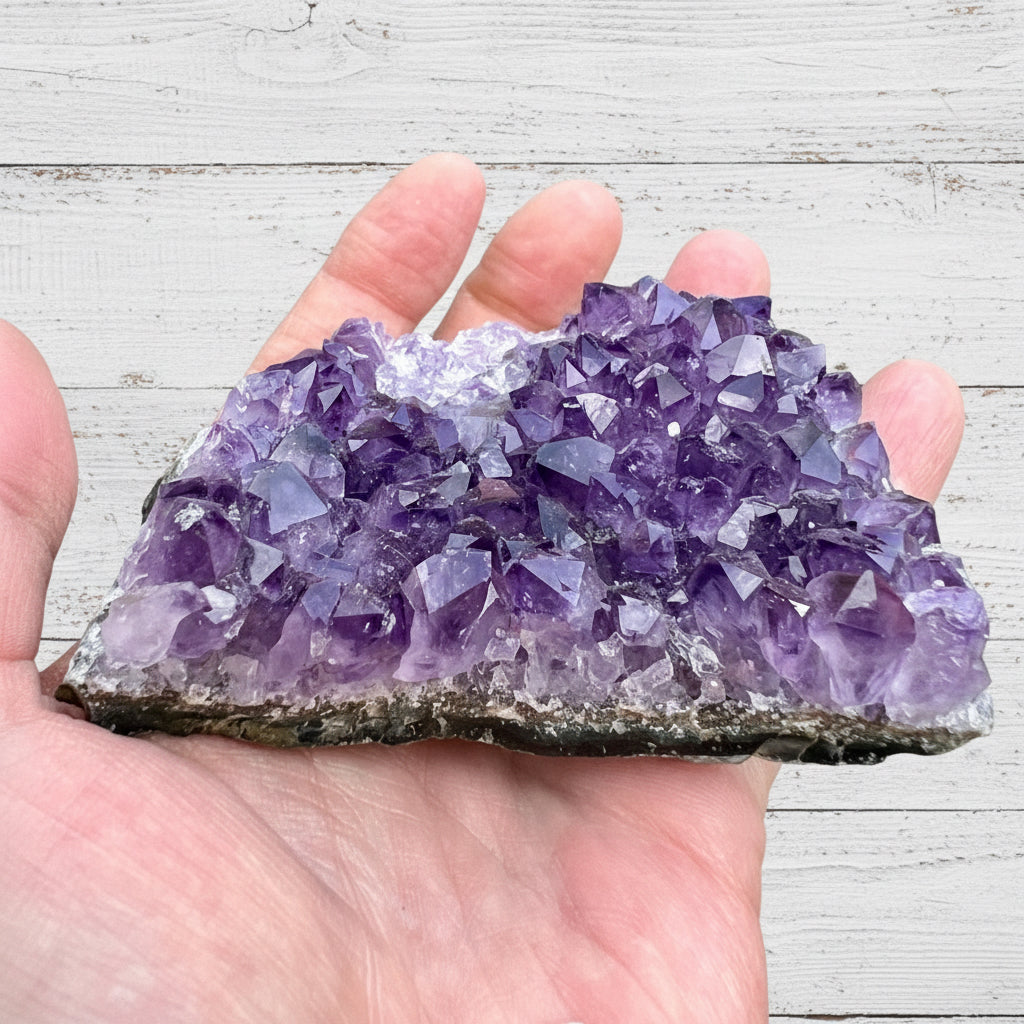 Amethyst Cluster Bed 320 grams AMC10