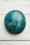 Blue Apatite Palmstone 90 grams NBAP08