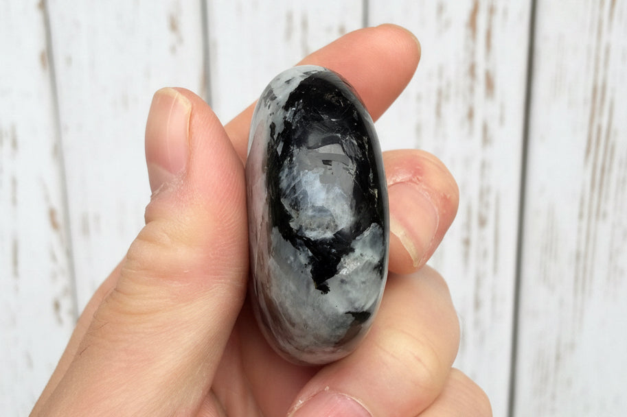 Rainbow Moonstone Palmstone 106 grams RMP08