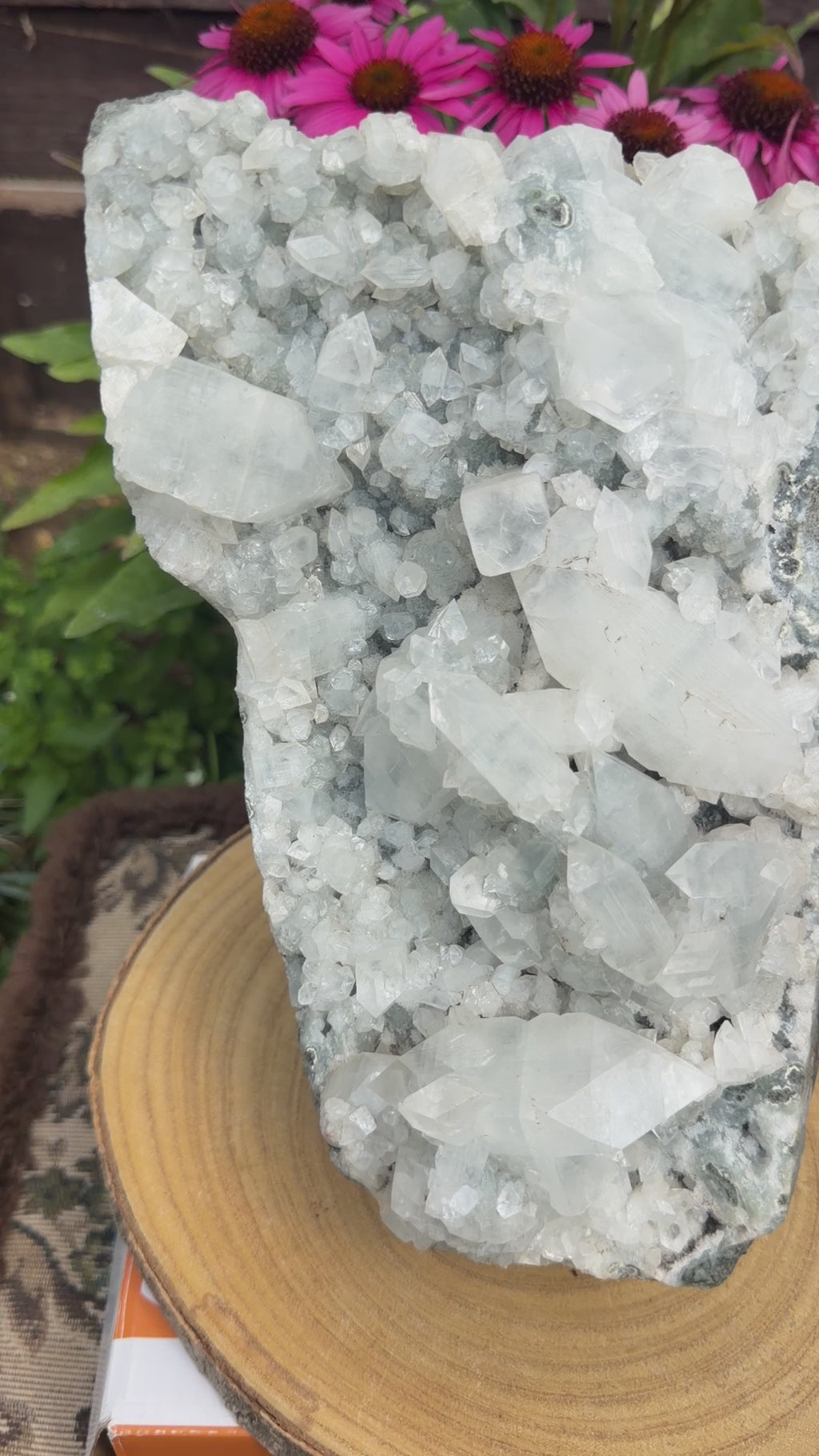 Apophyllite, Calcite & Chalcedony Zeolite Standing Statement Piece 5KG